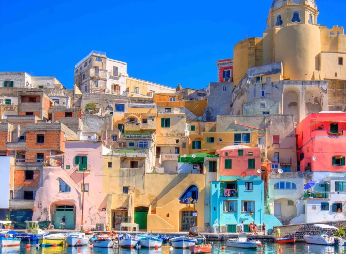 Ταξίδι στην Νάπολη, πολύχρωμα σπίτια