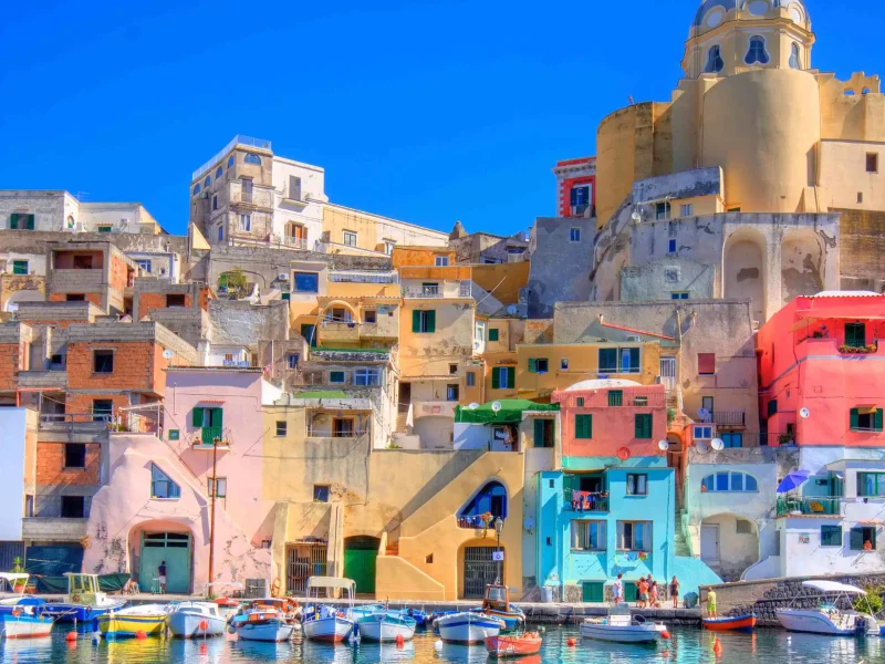 Ταξίδι στην Νάπολη, πολύχρωμα σπίτια